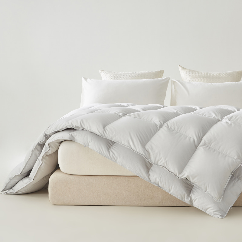 Molnkänsla nolltryck fjäder sammet täcke